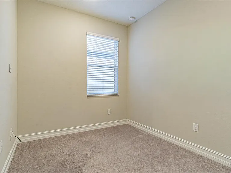 5062 San Martino Dr — Photo 24