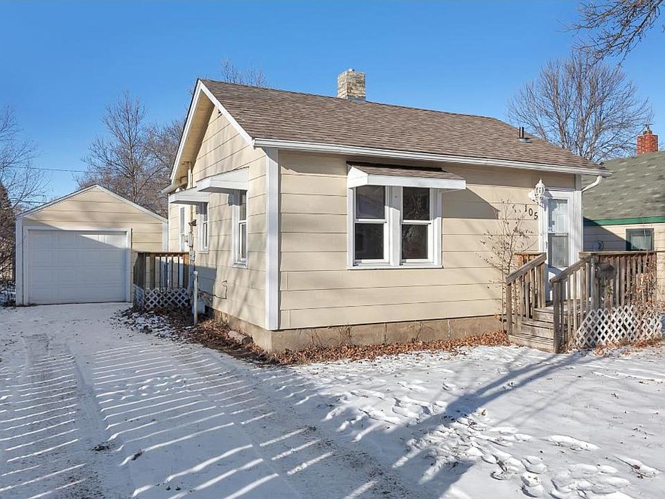 1st image of 105 29th Ave N