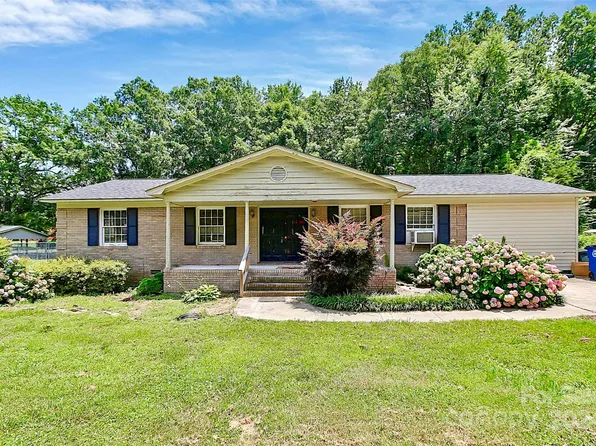 200 Ann St, Matthews, NC 28104