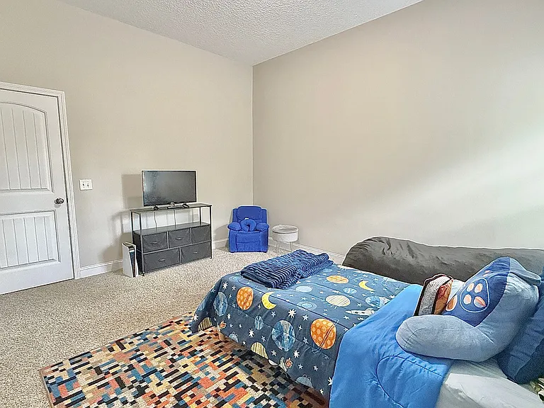 44 NE Mount Vernon Ter — Photo 24