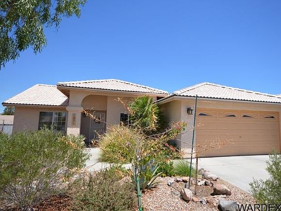 2nd image of 1971 E Leisure Ln