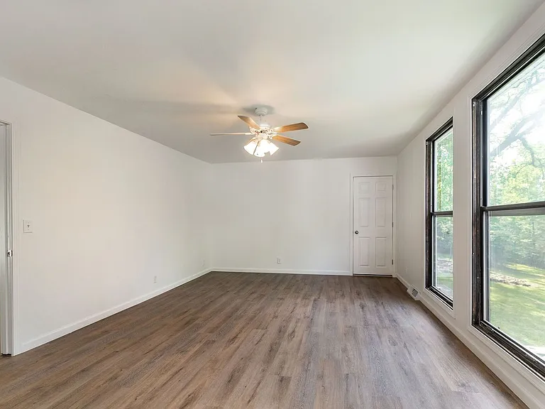 8669 Historic Highway 165 — Photo 18
