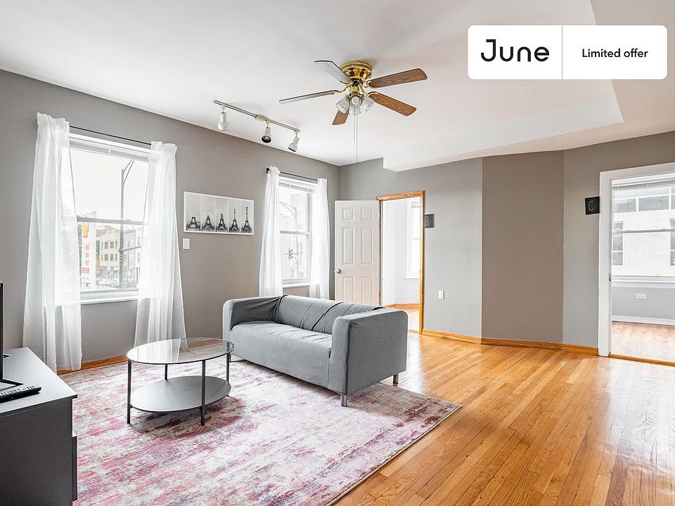 1st image of 1001 N Damen Ave