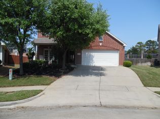 1001 Shortleaf Pine Dr, Arlington, TX 76012