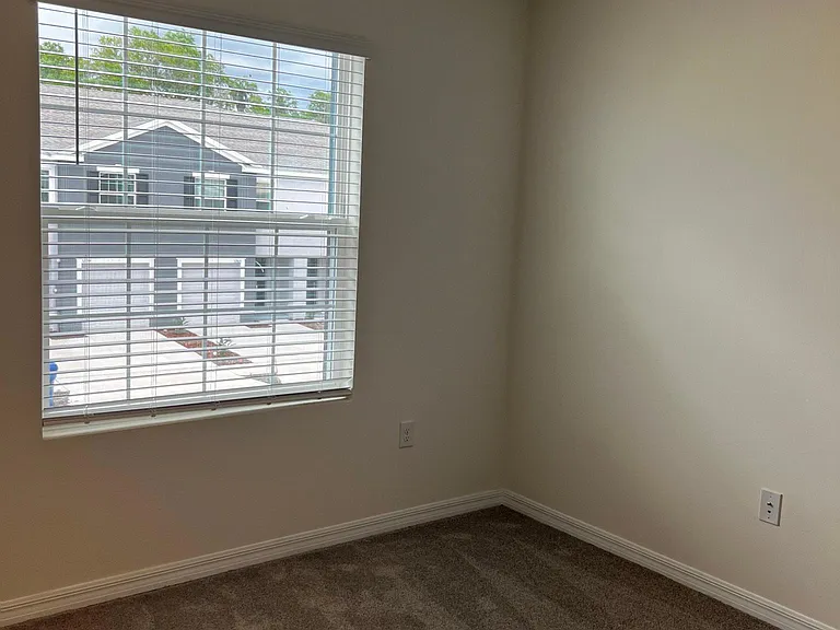 32794 Pez Landing Ln — Photo 17