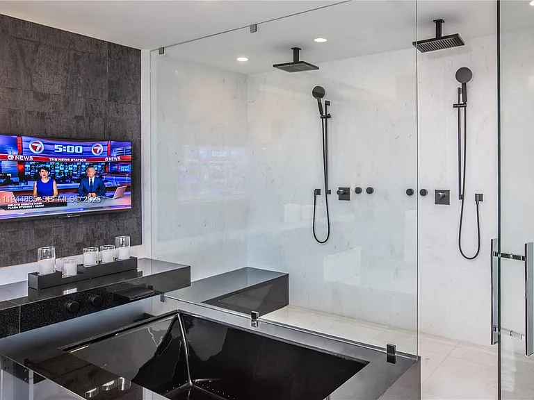 18555 Collins Ave #2601 — Photo 16