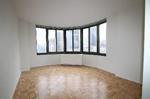 Rented by Corcoran | media 30