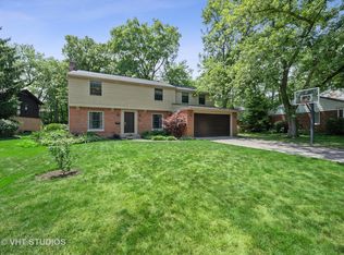 427 Woodvale Ave, Deerfield, IL 60015