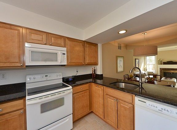 3rd image of 2536 S Arlington Mill Dr #5