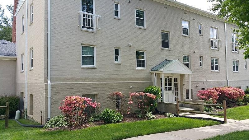 1st image of 2911 Willston Pl APT 101