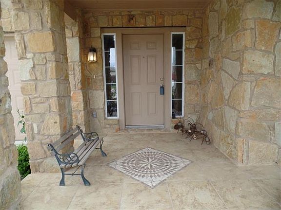 4th image of 1104 Reagan Wells Dr