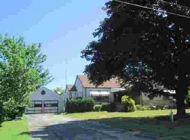1st image of 2311 Elm Dr