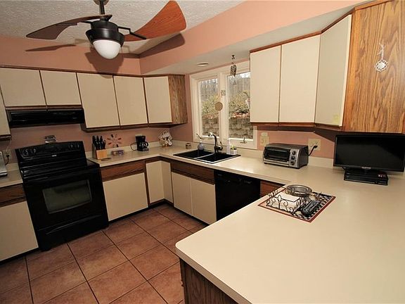 5th image of 59 Waterford Way