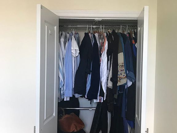 4th image of 179A 8th St APT 3R