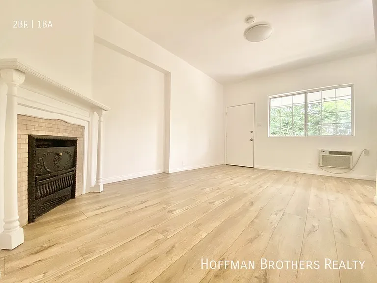 2691 Griffin Ave #5 — Photo 8