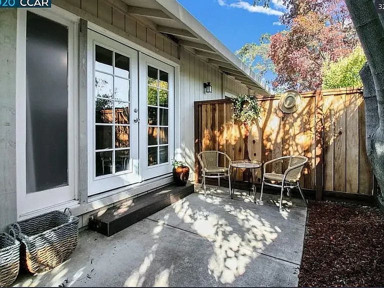 Guadalupe Ct — Photo 11