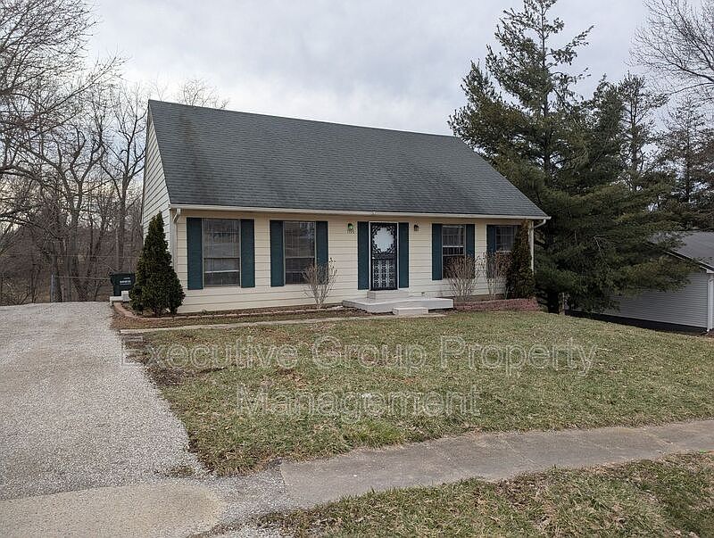 1st image of 1596 Cypress Dr