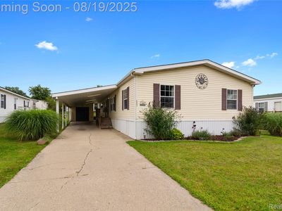 2230 S Sheeran Dr, Milford, MI, 48381