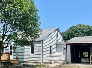 615 Wood River Ave, Cottage Hills, IL 62018