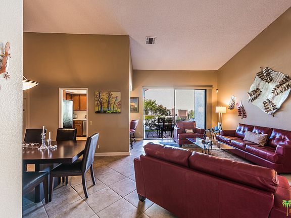 3rd image of 182 E Paseo Florido