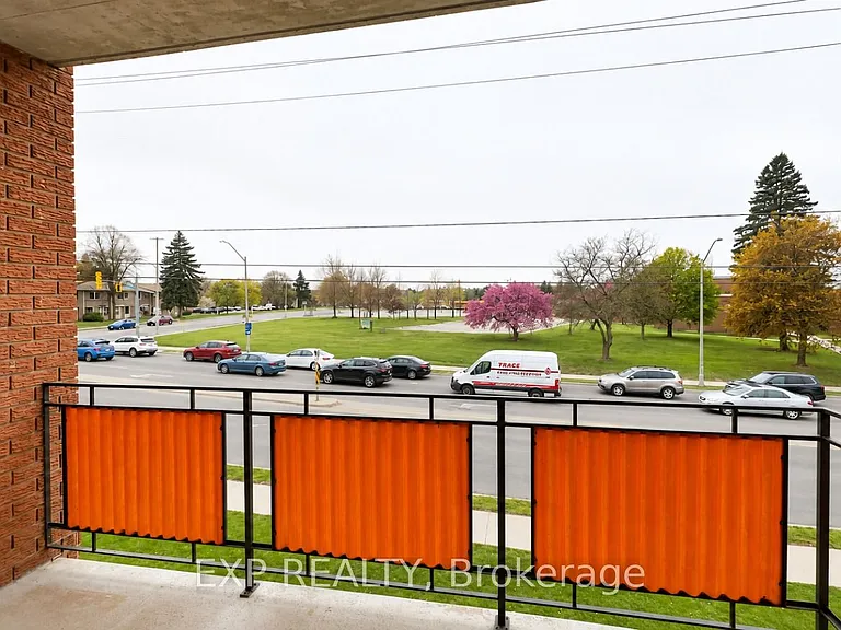 12 Westmount Rd W #9 — Photo 11