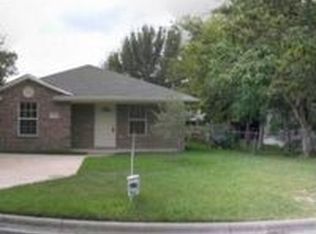 1208 Arizona St, College Station, TX 77840