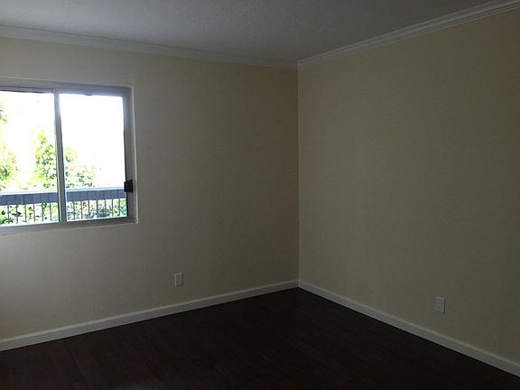 4th image of 1126 Cherry Ave APT 99
