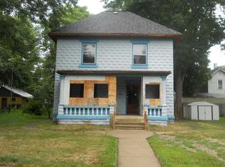 604 W 5th St, Sterling, IL 61081