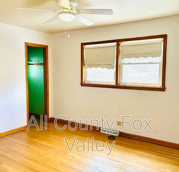 14518 S Hoxie Ave — Photo 4