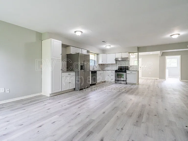 9196 White Oak Dr — Photo 11