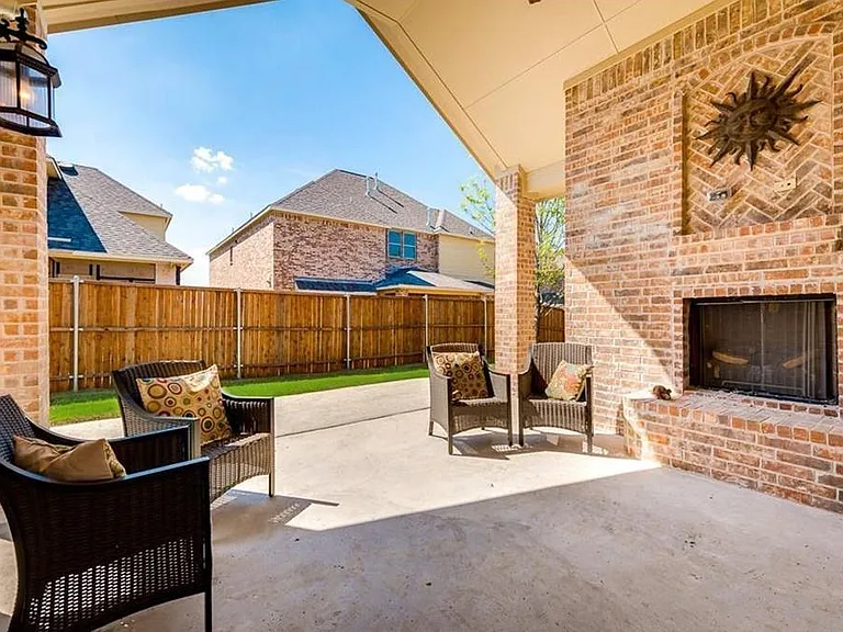 917 Pleasant View Dr — Photo 24