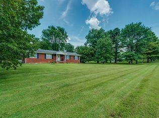1860 Lester Flatt Rd, Sparta, TN 38583
