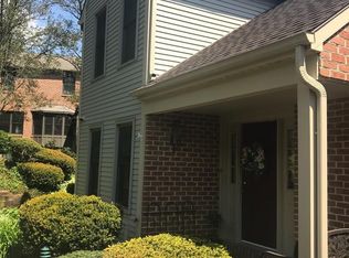 1119 Wicklow Ct, Hummelstown, PA 17036