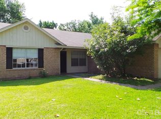20406 Bishops Gate Ln, Humble, TX 77338