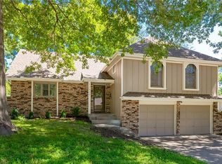 12805 Overhill Ave, Grandview, MO 64030