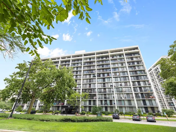 2015 S Finley Rd APT 908, Lombard, IL 60148