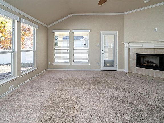 5th image of 1417 Augusta Dr
