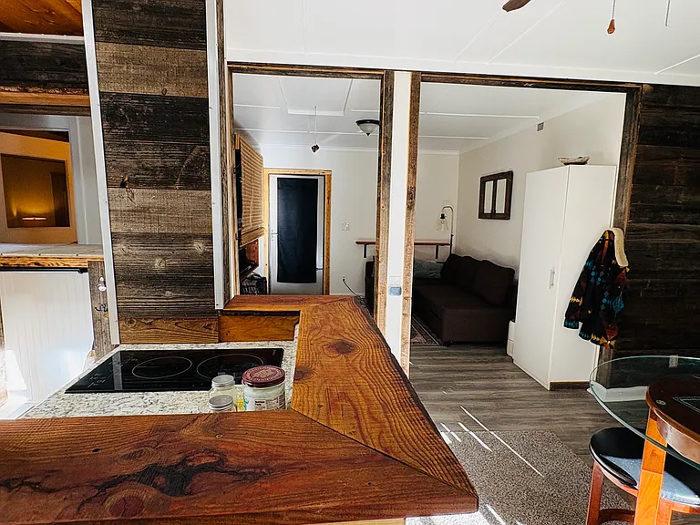 5176 Holland Loop Rd — Photo 10