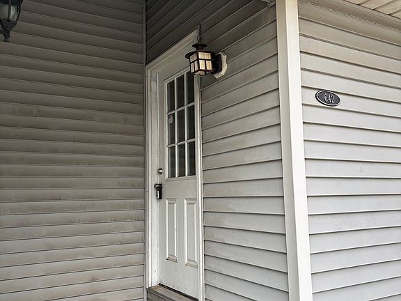 2nd image of 642 Tallmadge Rd