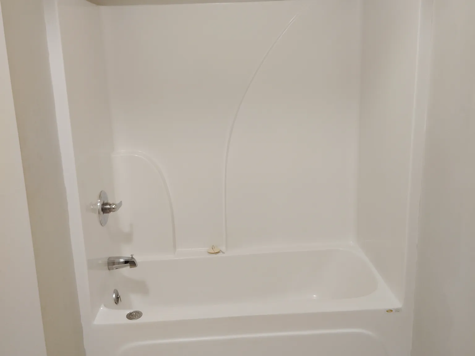 3 bed, 1798 sqft, $950 — Photo 4