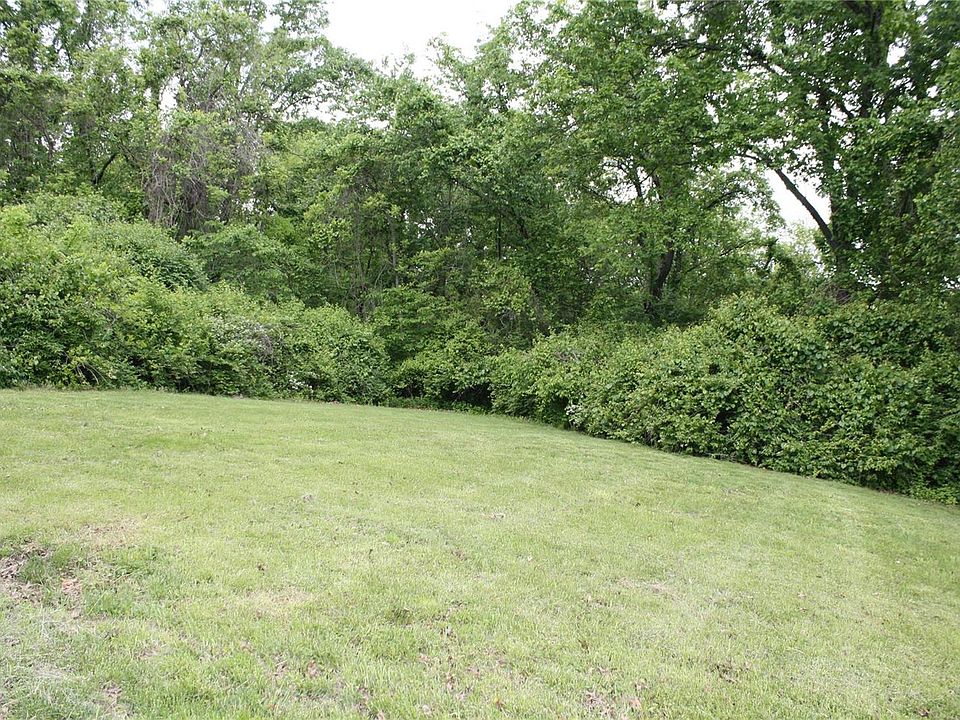 1st image of 45 Trent Dr