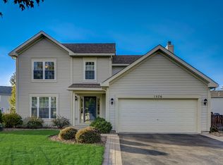 1576 Bluestem Ct, Minooka, IL 60447