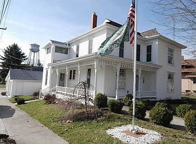 2nd image of 303 W Taylor St