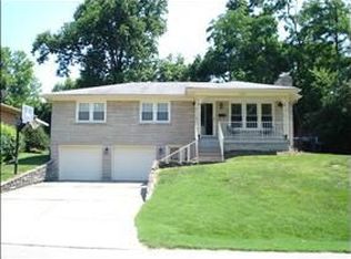 1552 Knight Rd, Louisville, KY 40216