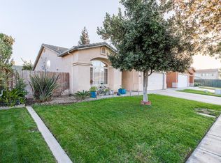 2412 Novi Dr, Riverbank, CA 95367