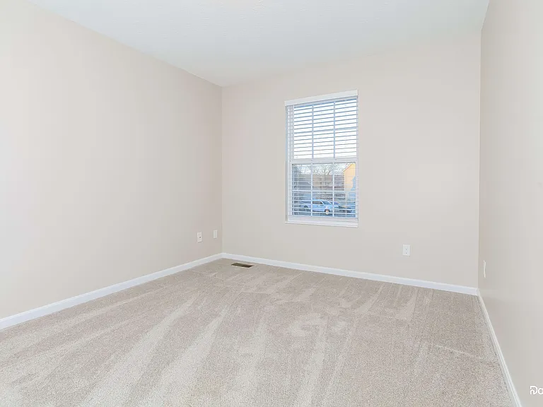 3047 James Pl — Photo 9