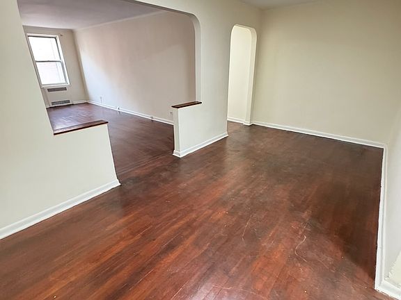 2nd image of 8343 118th St APT 5G