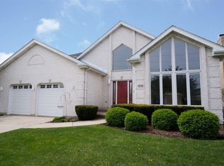 1010 Carlow Dr, Des Plaines, IL