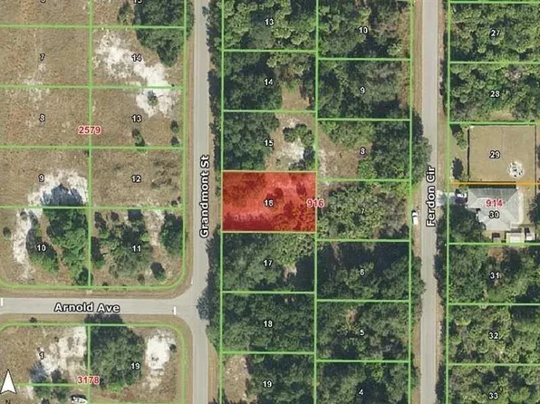 196 Grandmont St, Port Charlotte, FL 33954