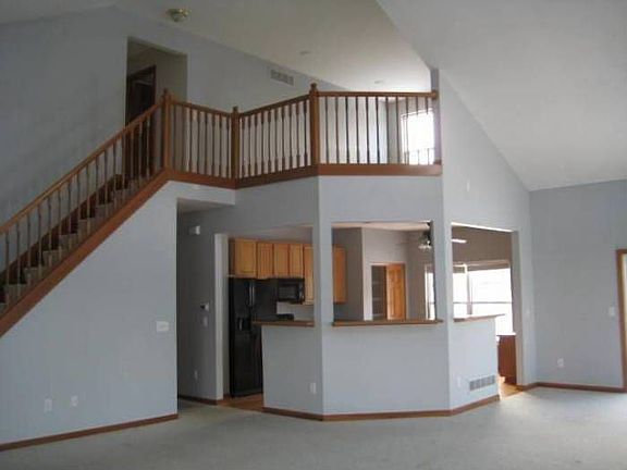 4th image of 2259 Cross Creek Ct